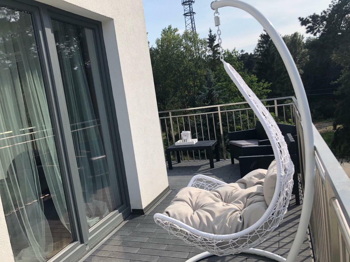 Family & Business Sauna Apartments No1 Lesny Nad Zalewem Cedzyna Unikat - 3 Bedroom With Private Sauna, Bath With Hydromassage, Terrace, Garage, Catering Options Келце Екстериор снимка