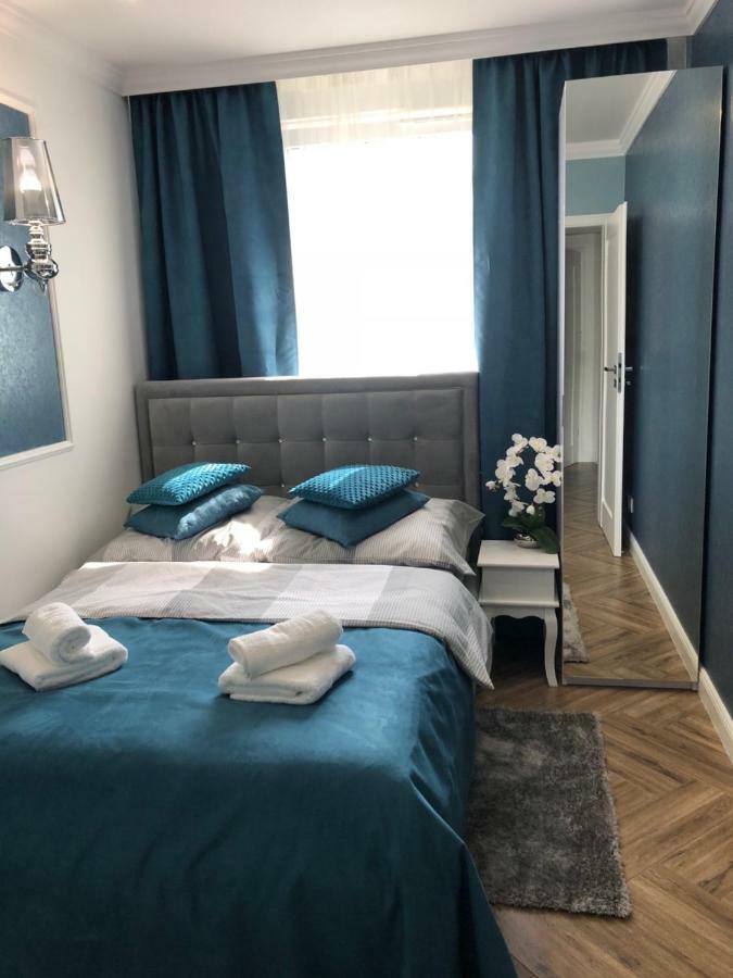 Family & Business Sauna Apartments No1 Lesny Nad Zalewem Cedzyna Unikat - 3 Bedroom With Private Sauna, Bath With Hydromassage, Terrace, Garage, Catering Options Келце Екстериор снимка